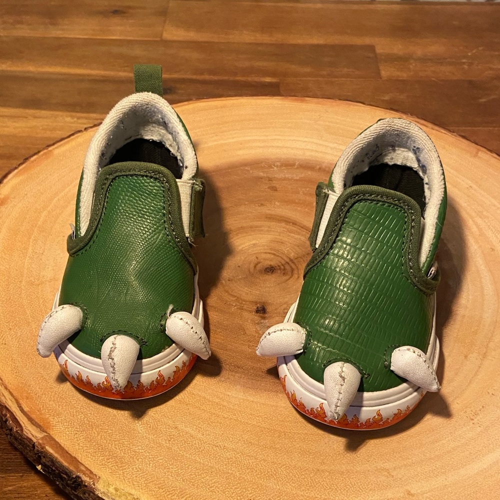 LIMITED EDITION no longer available DINO VANS